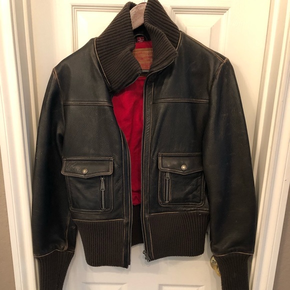 levi's leather bomber jacket